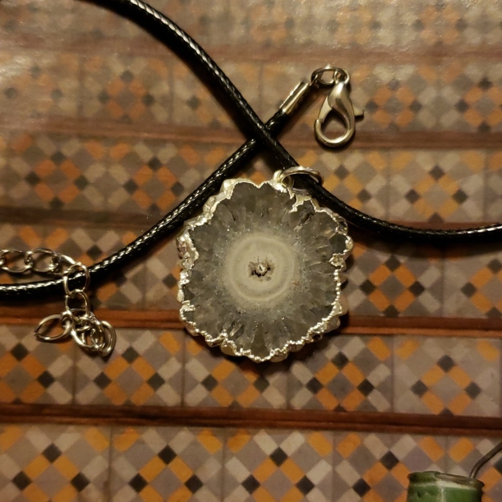 NEW Druzy pendant on 17" cord necklace